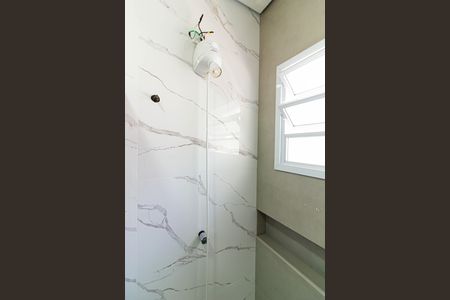 Casa à venda com 211m², 4 quartos e 4 vagas Casa à venda com 211m², 4 quartos e 4 vagasBanheiro