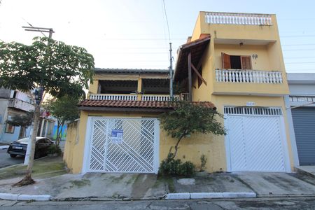 Casa à venda com 144m², 5 quartos e 3 vagasFachada
