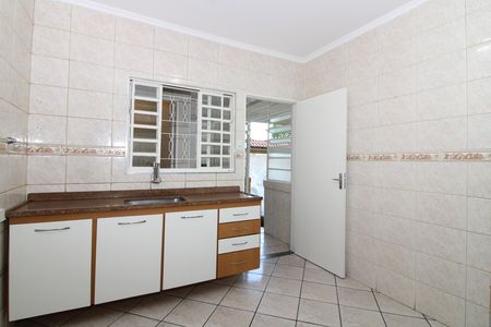 Casa à venda com 144m², 5 quartos e 3 vagasCozinha casa 1
