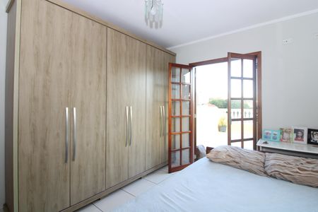 Casa à venda com 144m², 5 quartos e 3 vagassuíte externa casa 2
