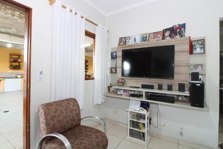 Casa à venda com 144m², 5 quartos e 3 vagassala casa 2