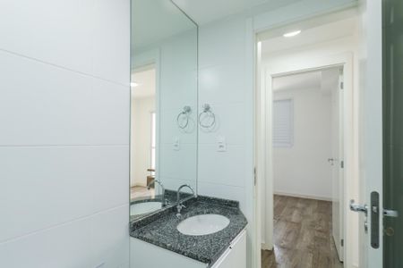 Banheiro de apartamento para alugar com 2 quartos, 54m² em Conceição, Diadema
