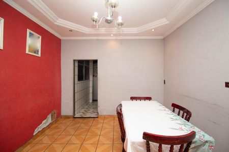 Casa à venda com 142m², 4 quartos e 1 vagaSala de Jantar