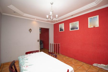 Casa à venda com 142m², 4 quartos e 1 vagaSala de Jantar