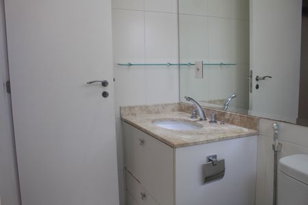 Apartamento para alugar com 105m², 2 quartos e 3 vagasBanheiro da Suíte