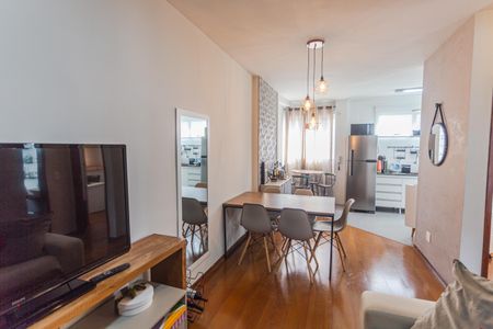 Sala de apartamento à venda com 2 quartos, 60m² em Sion, Belo Horizonte