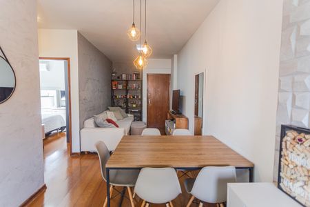 Apartamento à venda com 60m², 2 quartos e 1 vaga Apartamento à venda com 60m², 2 quartos e 1 vagaSala