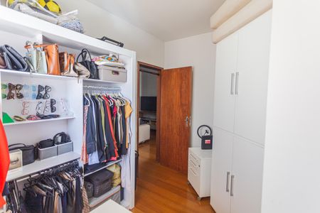 Quarto 2 de apartamento à venda com 2 quartos, 60m² em Sion, Belo Horizonte
