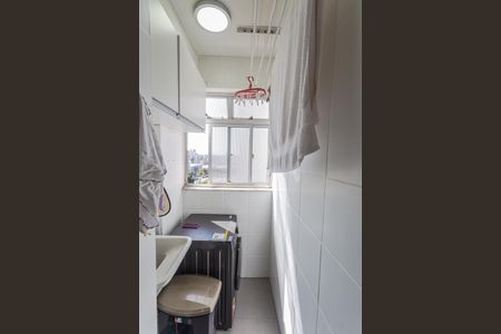 Apartamento à venda com 60m², 2 quartos e 1 vaga Apartamento à venda com 60m², 2 quartos e 1 vagaÁrea de Serviço