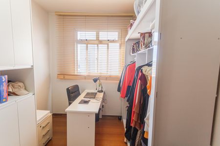 Apartamento à venda com 60m², 2 quartos e 1 vaga Apartamento à venda com 60m², 2 quartos e 1 vagaQuarto 2