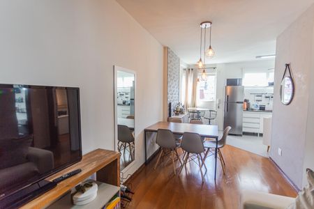 Apartamento à venda com 60m², 2 quartos e 1 vaga Apartamento à venda com 60m², 2 quartos e 1 vagaSala