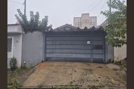 Casa à venda com 137m², 2 quartos e 2 vagas Casa à venda com 137m², 2 quartos e 2 vagasGaragem