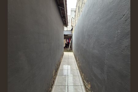 Casa à venda com 137m², 2 quartos e 2 vagas Casa à venda com 137m², 2 quartos e 2 vagasCorredor