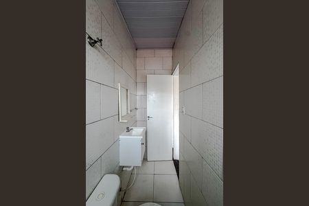 Casa para alugar com 60m², 1 quarto e sem vagaBanheiro