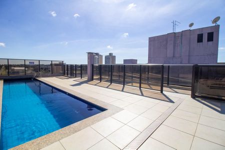 Apartamento à venda com 34m², 2 quartos e sem vagaÁrea comum - Piscina