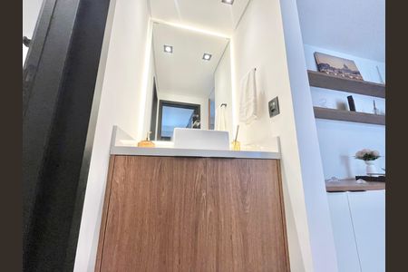 Banheiro de apartamento à venda com 1 quarto, 62m² em Jardim São Paulo, São Paulo