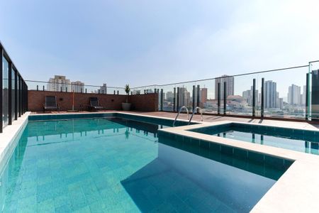 Studio à venda com 39m², 1 quarto e 1 vaga Studio à venda com 39m², 1 quarto e 1 vagaÁrea comum - Piscina