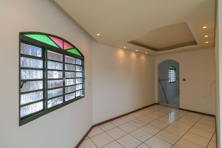 Casa para alugar com 3 quartos, 150m² em Glória, Belo Horizonte