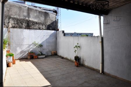 Casa à venda com 116m², 3 quartos e 3 vagas Casa à venda com 116m², 3 quartos e 3 vagasDetalhe - Quintal