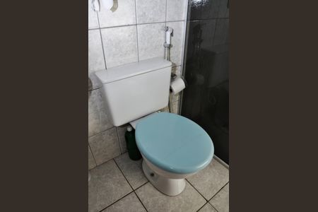 Casa à venda com 116m², 3 quartos e 3 vagas Casa à venda com 116m², 3 quartos e 3 vagasDetalhe - Banheiro Social