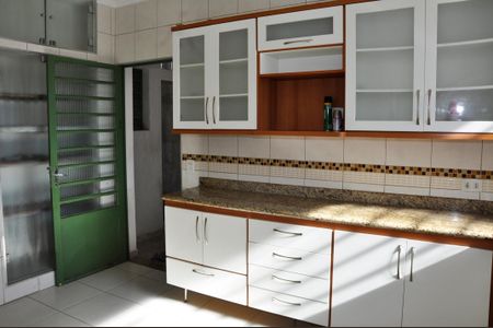 Casa à venda com 116m², 3 quartos e 3 vagas Casa à venda com 116m², 3 quartos e 3 vagasDetalhe - Cozinha