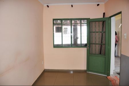 Casa à venda com 116m², 3 quartos e 3 vagas Casa à venda com 116m², 3 quartos e 3 vagasDetalhe - Sala