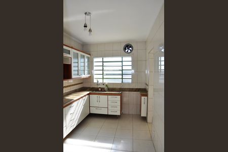 Casa à venda com 116m², 3 quartos e 3 vagas Casa à venda com 116m², 3 quartos e 3 vagasDetalhe - Cozinha