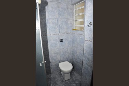 Casa à venda com 116m², 3 quartos e 3 vagas Casa à venda com 116m², 3 quartos e 3 vagasDetalhe - Banheiro Social