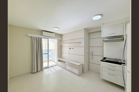 Sala de apartamento para alugar com 1 quarto, 38m² em Cidade Monções, São Paulo