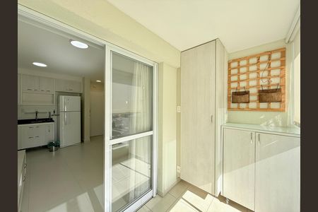 Apartamento para alugar com 38m², 1 quarto e 1 vagaSacada