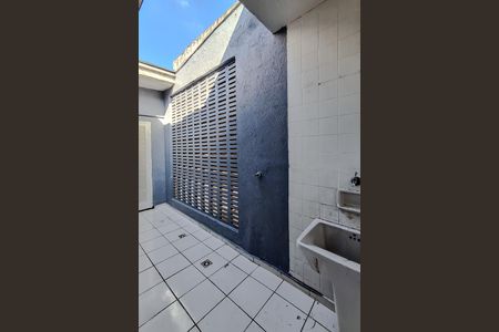 Casa para alugar com 107m², 3 quartos e 1 vagaÁrea de Serviço/Varanda