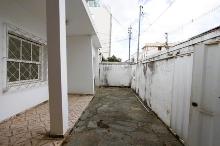 Casa para alugar com 110m², 4 quartos e 2 vagasVaranda