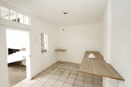 Casa para alugar com 110m², 4 quartos e 2 vagasdce