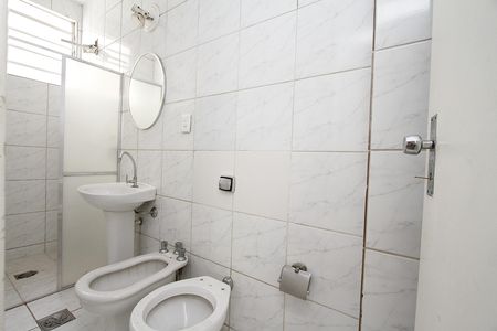 Casa para alugar com 110m², 4 quartos e 2 vagasBanheiro 2