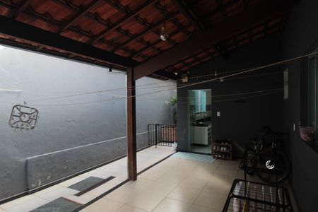Casa à venda com 216m², 4 quartos e 4 vagasÁrea de Serviço