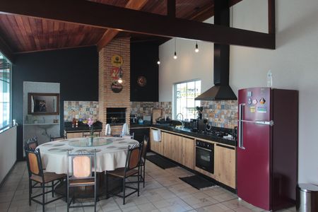 Casa à venda com 216m², 4 quartos e 4 vagasÁrea Gourmet