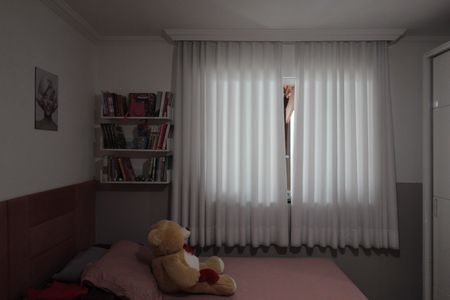 Casa à venda com 216m², 4 quartos e 4 vagasSuite 2