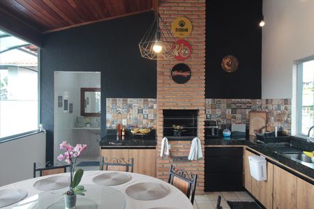 Casa à venda com 216m², 4 quartos e 4 vagasÁrea Gourmet