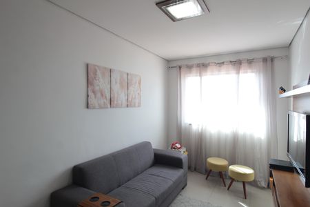 Casa à venda com 216m², 4 quartos e 4 vagasSala de TV