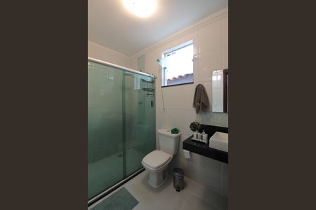 Casa à venda com 216m², 4 quartos e 4 vagasBanheiro da Suite 1