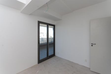 Apartamento à venda com 201m², 3 quartos e 3 vagas Apartamento à venda com 201m², 3 quartos e 3 vagasQuarto 1 Suíte