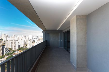 Apartamento à venda com 201m², 3 quartos e 3 vagas Apartamento à venda com 201m², 3 quartos e 3 vagasVaranda
