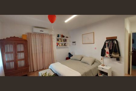 Quarto de casa para alugar com 4 quartos, 450m² em Vila Morumbi, São Paulo
