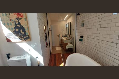Banheiro de casa para alugar com 4 quartos, 450m² em Vila Morumbi, São Paulo
