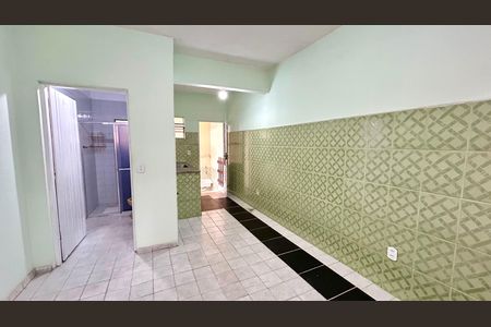 Casa para alugar com 70m², 2 quartos e sem vaga Casa para alugar com 70m², 2 quartos e sem vagaCozinha