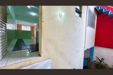 Casa para alugar com 70m², 2 quartos e sem vaga Casa para alugar com 70m², 2 quartos e sem vagaÁrea de serviço