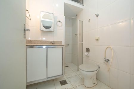 Apartamento à venda com 96m², 3 quartos e 1 vaga Apartamento à venda com 96m², 3 quartos e 1 vagaBanheiro social