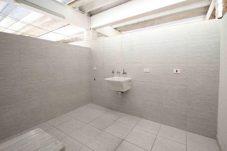 Casa para alugar com 120m², 2 quartos e 1 vaga