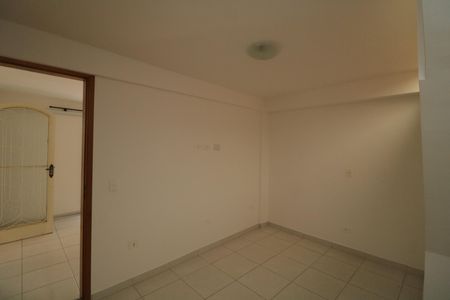 Quarto de casa para alugar com 2 quartos, 60m² em Vila Bela, São Paulo