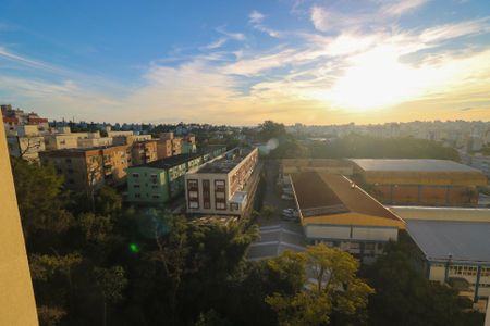 Vista da Sala de apartamento para alugar com 2 quartos, 75m² em Santo Antônio, Porto Alegre